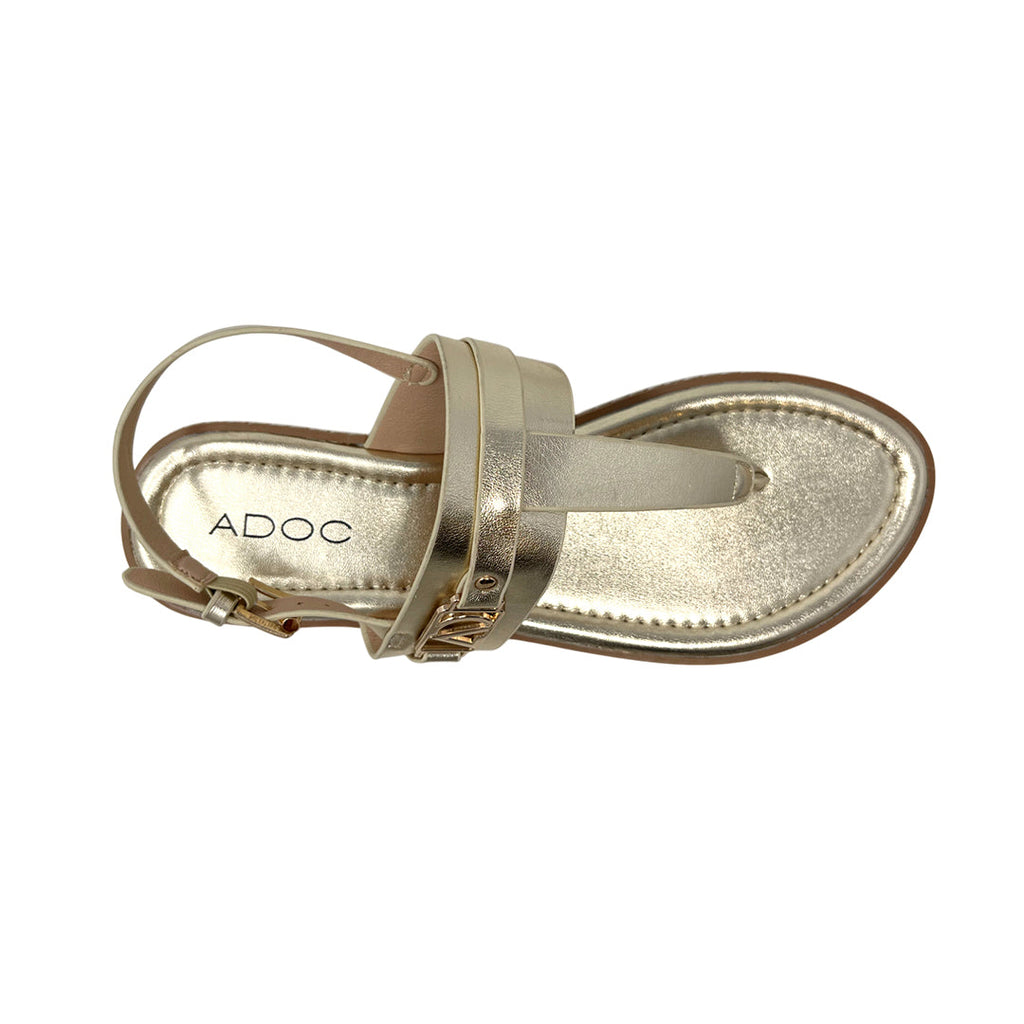 Sandalias flats Xylia color dorado