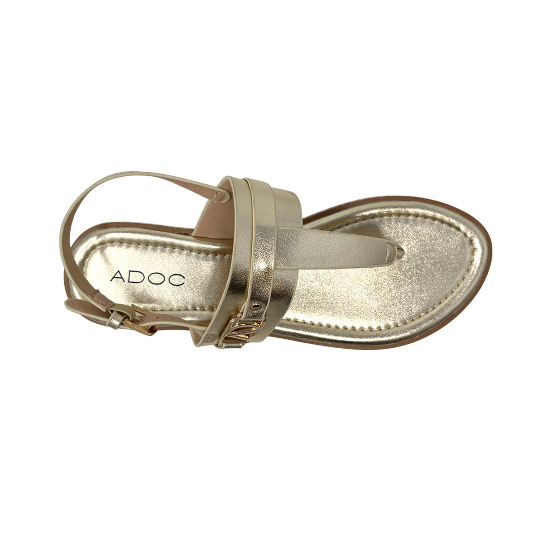 Sandalias flats Xylia color dorado