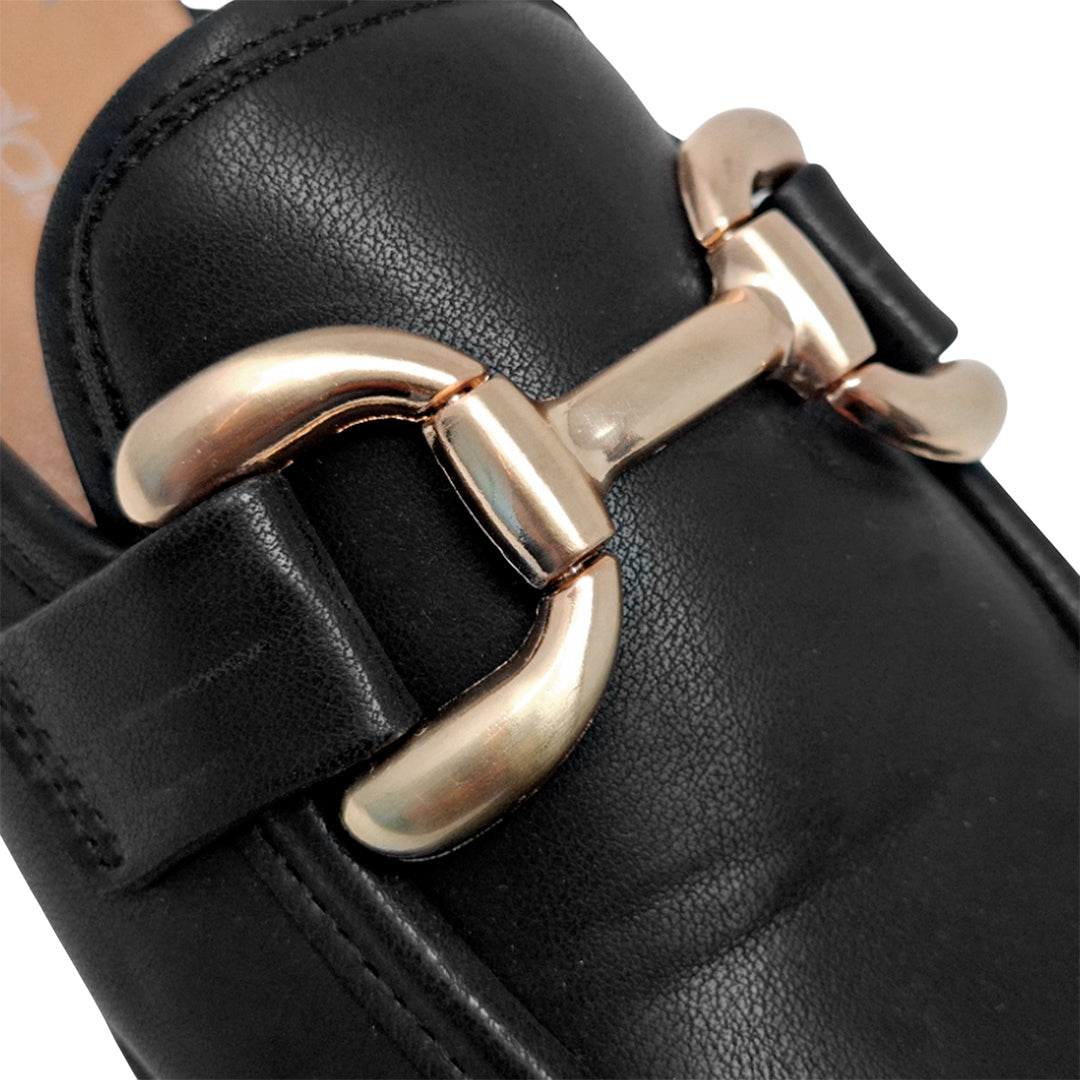 Mules loafers Kamila para mujer color negro