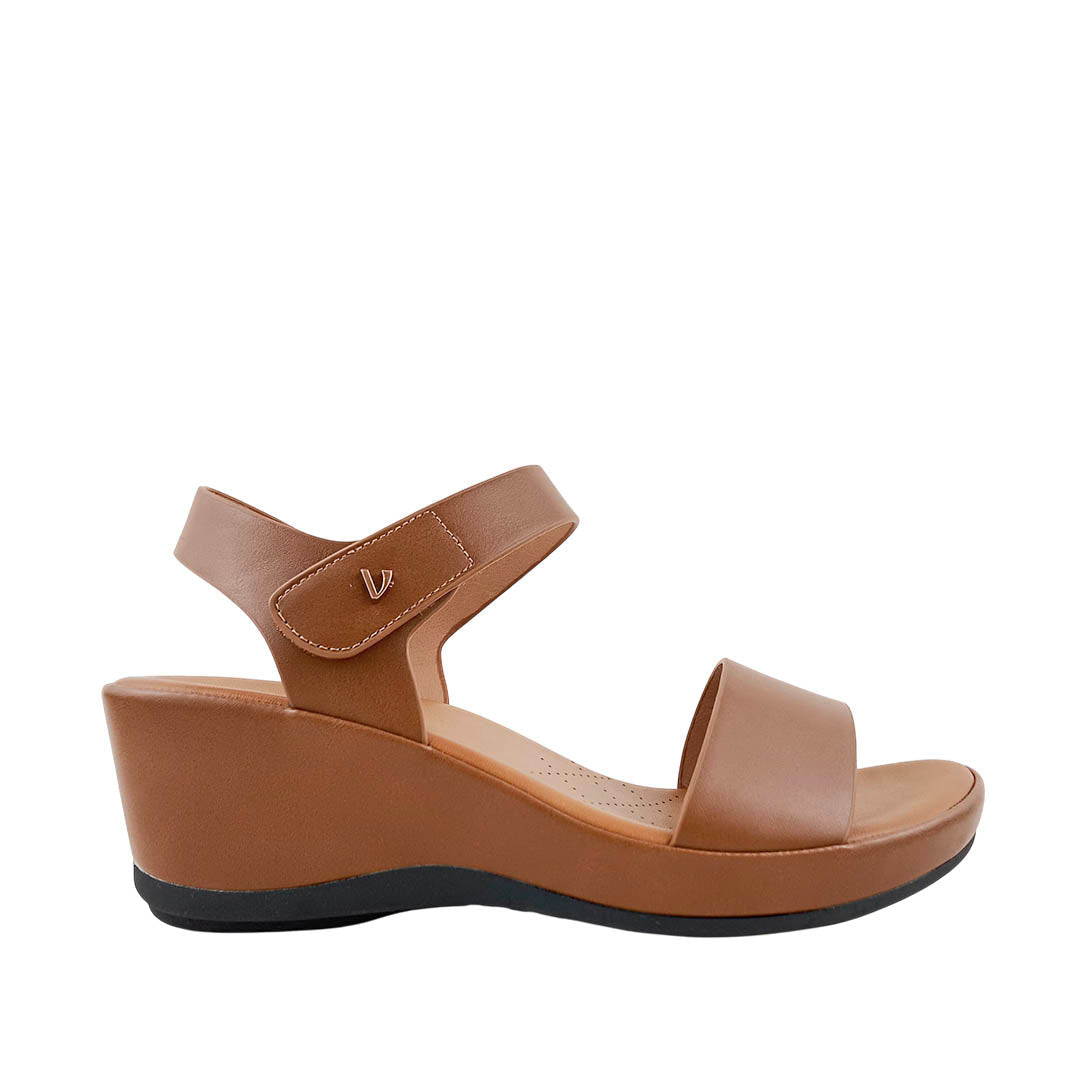 Sandalias de cuña Salome para mujer color café