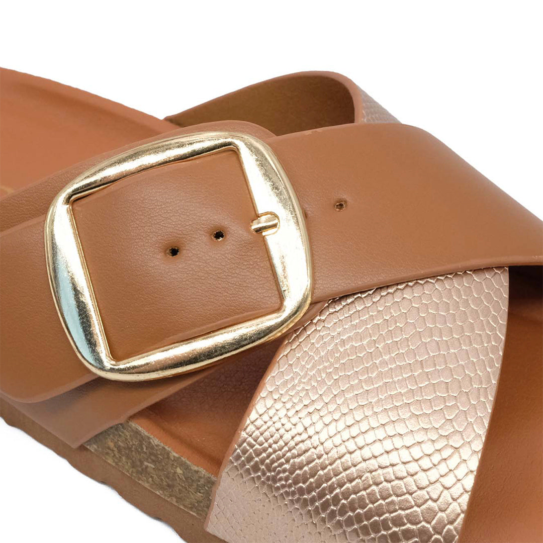 Sandalias flats Madga para mujer color camel