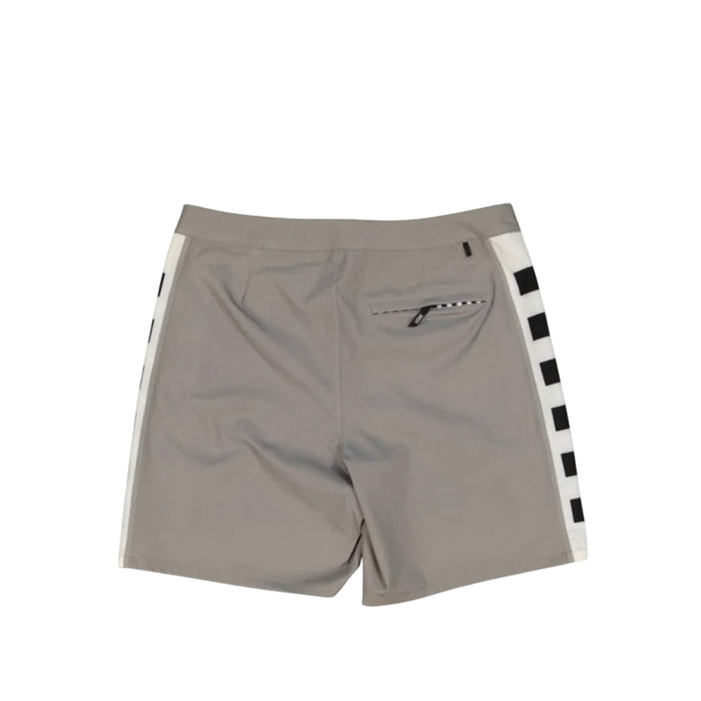 Shorts Daily para hombre color gris